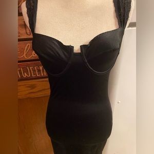 Women’s Gold Label Victoria’s Secret Slip